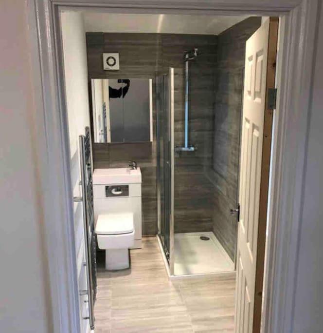 Beautiful 5Bedroom Hse-Contractor/Family/Corporate ダートフォード エクステリア 写真